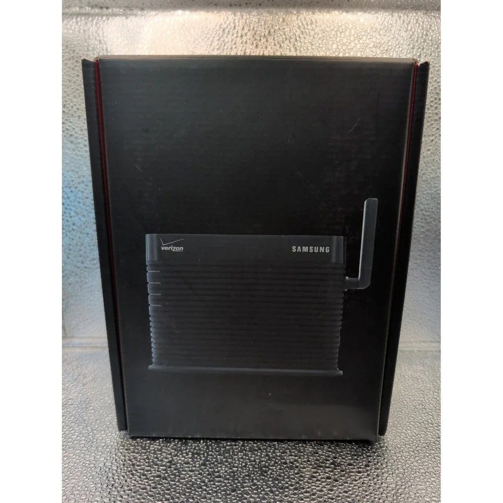 Samsung Network Extender SCS-2U01 / Verizon Signal Booster in NIB